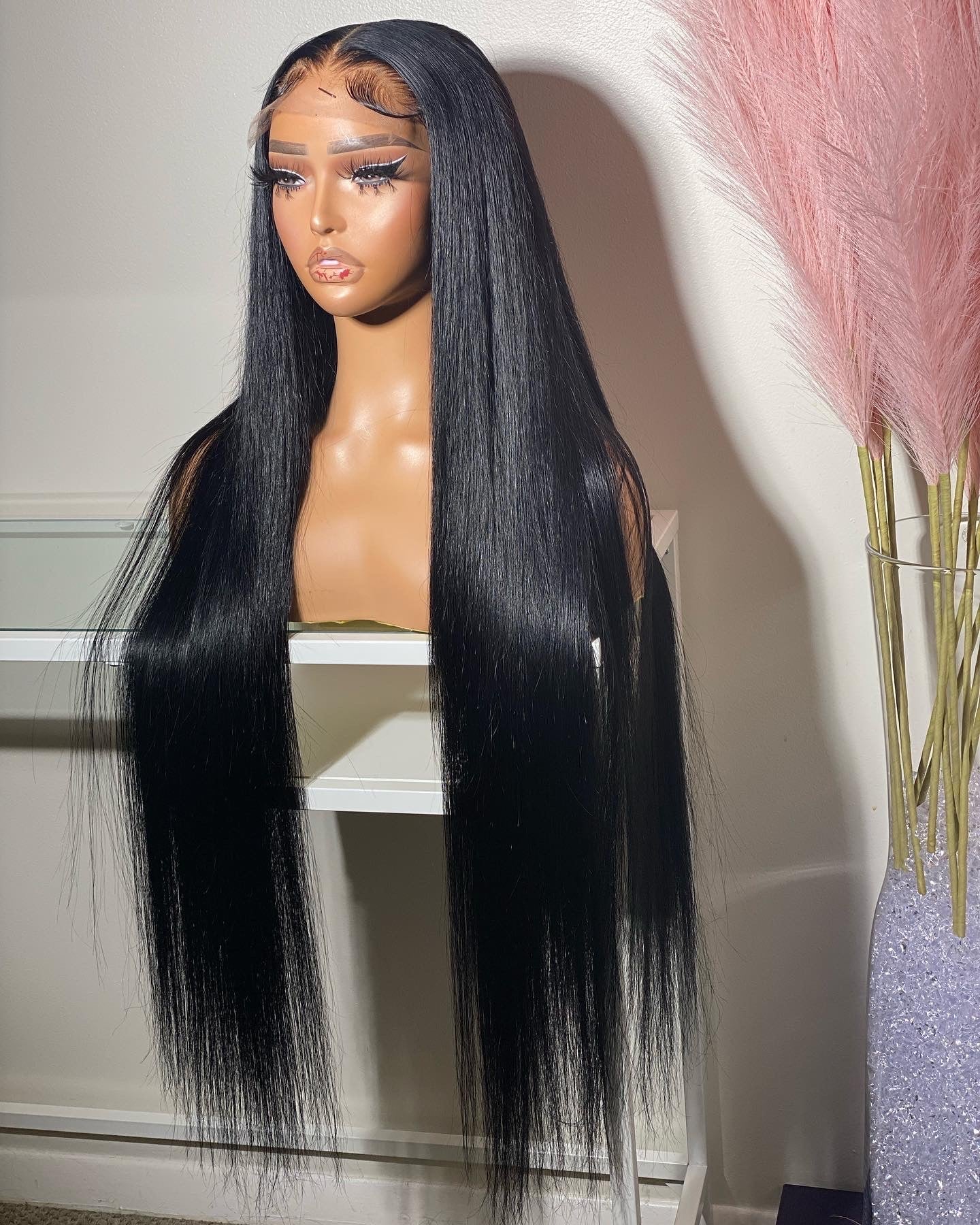 Naomi (PRE-ORDER)